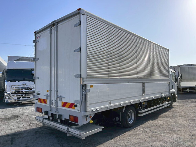 いすゞフォワードアルミウイング中型（4t）[写真02]