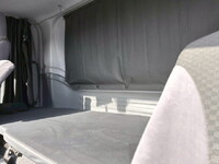 いすゞフォワードアルミウイング中型（4t）[写真23]