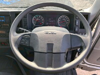 いすゞフォワードアルミウイング中型（4t）[写真27]