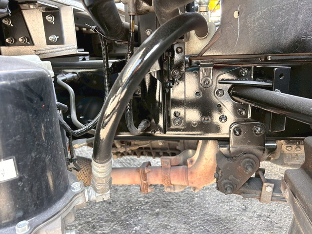 いすゞフォワードアルミウイング中型（4t）[写真32]