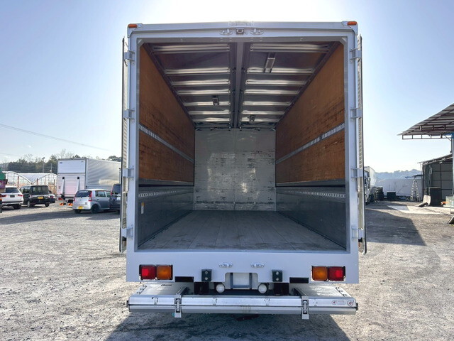 いすゞフォワードアルミウイング中型（4t）[写真08]