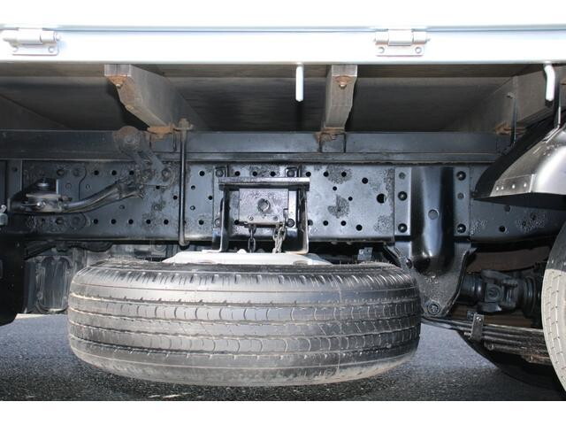 いすゞエルフ平ボディ小型（2t・3t）[写真25]