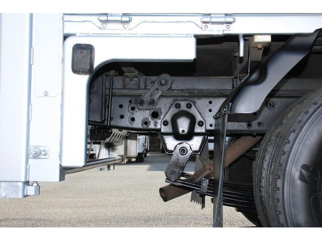 いすゞエルフ平ボディ小型（2t・3t）[写真29]