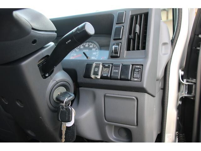 いすゞエルフ平ボディ小型（2t・3t）[写真34]