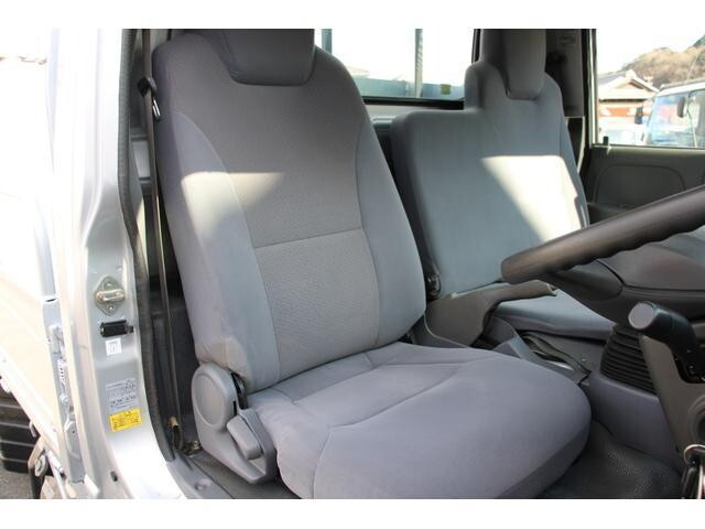 いすゞエルフ平ボディ小型（2t・3t）[写真39]