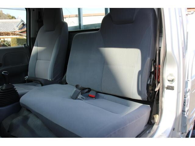 いすゞエルフ平ボディ小型（2t・3t）[写真40]