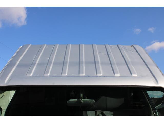 いすゞエルフ平ボディ小型（2t・3t）[写真09]