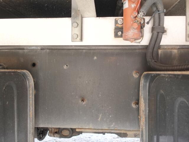 日野プロフィア冷凍車（冷蔵車）大型（10t）[写真24]