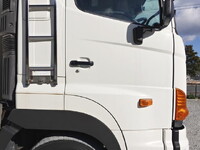 日野プロフィア冷凍車（冷蔵車）大型（10t）[写真07]