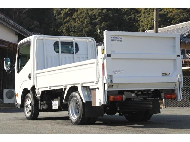 日産アトラス平ボディ小型（2t・3t）[写真02]