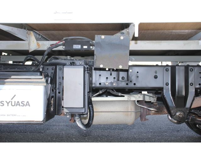 日産アトラス平ボディ小型（2t・3t）[写真20]
