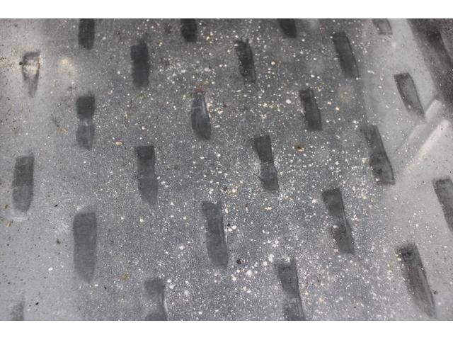 いすゞエルフ冷凍車（冷蔵車）小型（2t・3t）[写真17]