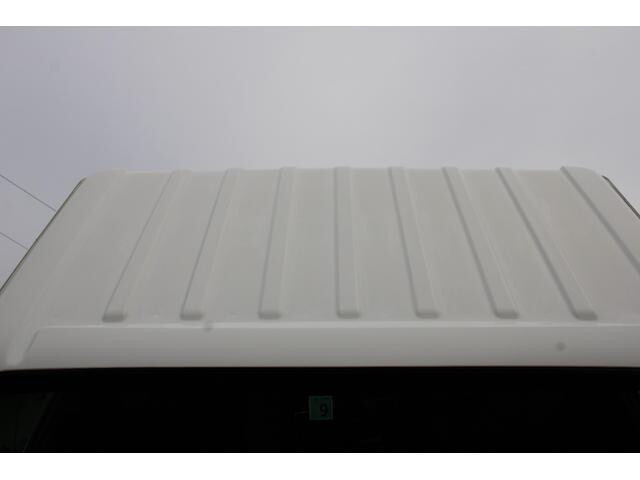 いすゞエルフ冷凍車（冷蔵車）小型（2t・3t）[写真09]