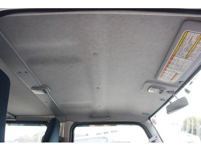 三菱ふそうキャンターダブルキャブ（Wキャブ）小型（2t・3t）[写真24]