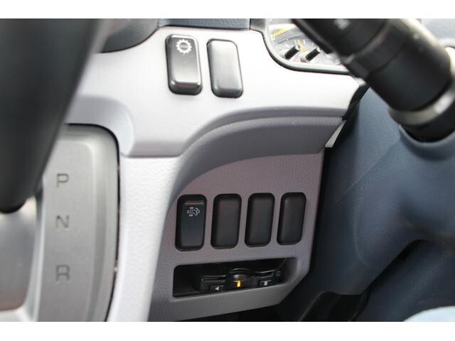 三菱ふそうキャンターダブルキャブ（Wキャブ）小型（2t・3t）[写真25]