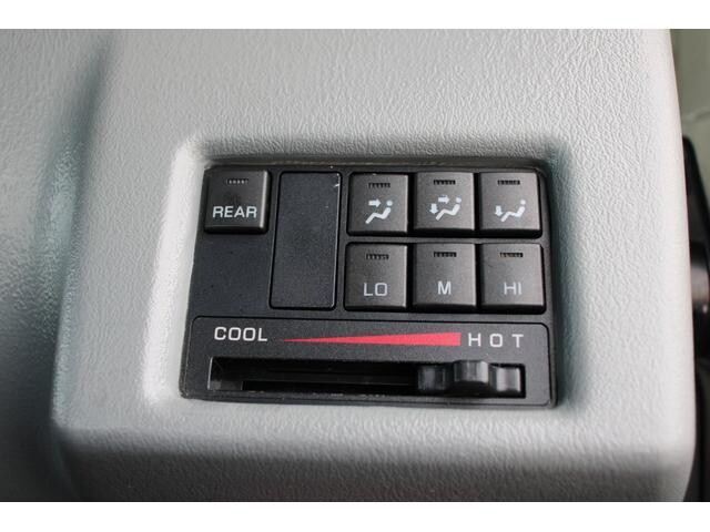 三菱ふそうキャンターダブルキャブ（Wキャブ）小型（2t・3t）[写真35]