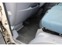 三菱ふそうキャンターダブルキャブ（Wキャブ）小型（2t・3t）[写真37]