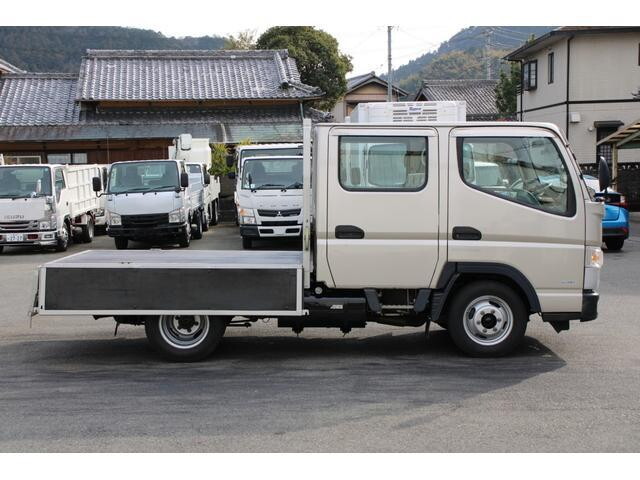 三菱ふそうキャンターダブルキャブ（Wキャブ）小型（2t・3t）[写真09]