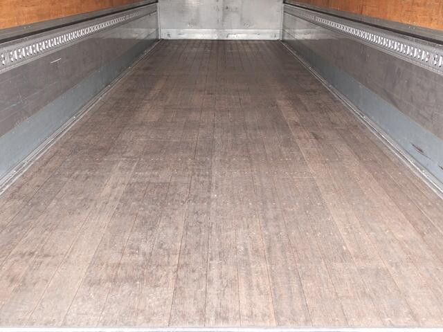 UDトラックスコンドルアルミウイング中型（4t）[写真14]