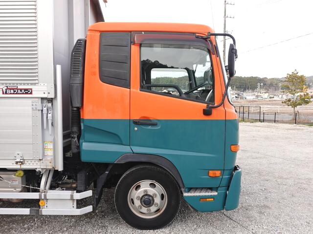 UDトラックスコンドルアルミウイング中型（4t）[写真06]