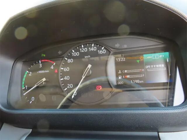 日野デュトロアルミバン小型（2t・3t）[写真10]