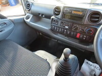 日野デュトロアルミバン小型（2t・3t）[写真13]