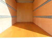 日野デュトロアルミバン小型（2t・3t）[写真22]