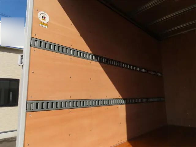 日野デュトロアルミバン小型（2t・3t）[写真24]