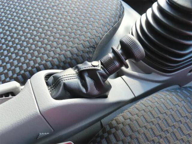 日野デュトロアルミバン小型（2t・3t）[写真11]