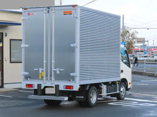 日野デュトロアルミバン小型（2t・3t）[写真02]