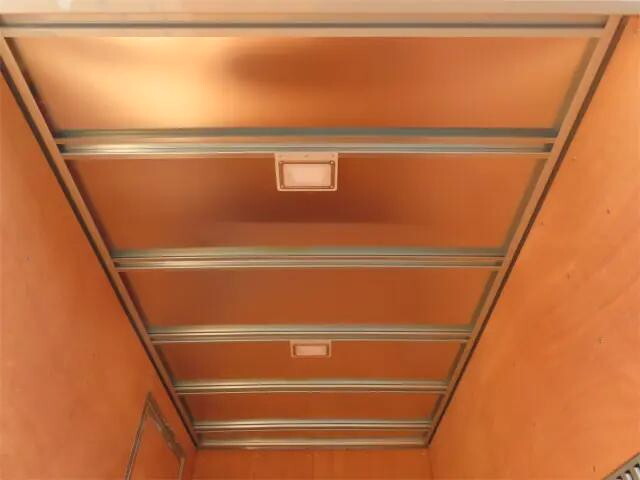 日野デュトロアルミバン小型（2t・3t）[写真23]