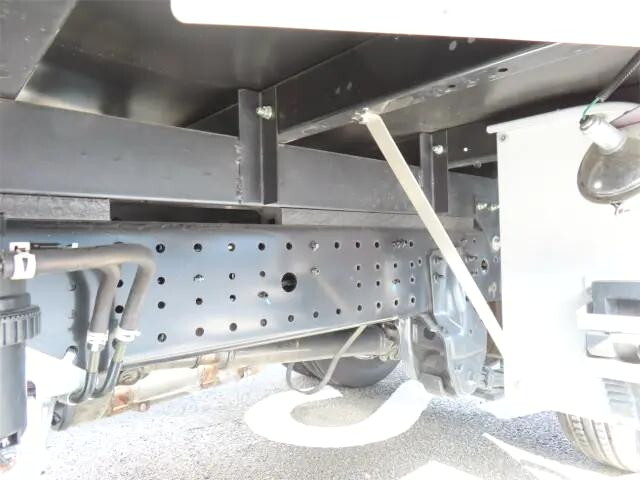 日野デュトロアルミバン小型（2t・3t）[写真35]