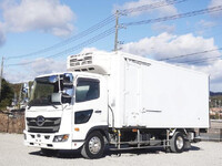 日野レンジャー冷凍車（冷蔵車）中型（4t）[写真01]