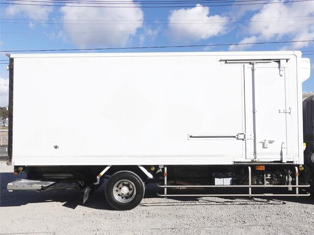 日野レンジャー冷凍車（冷蔵車）中型（4t）[写真09]