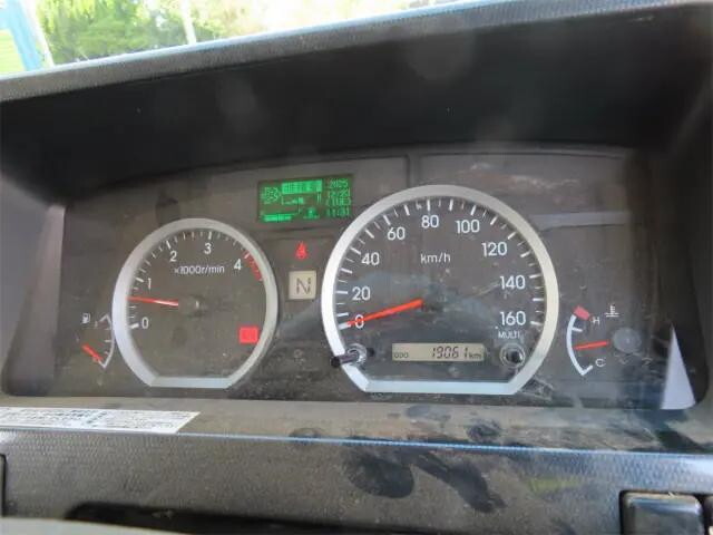 いすゞエルフ幌ウイング小型（2t・3t）[写真12]