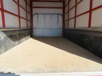 いすゞエルフ幌ウイング小型（2t・3t）[写真21]