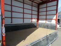 いすゞエルフ幌ウイング小型（2t・3t）[写真26]