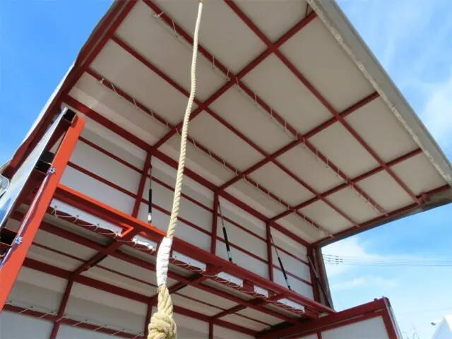 いすゞエルフ幌ウイング小型（2t・3t）[写真26]