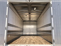 三菱ふそうファイターアルミウイング中型（4t）[写真11]