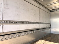 三菱ふそうファイターアルミウイング中型（4t）[写真15]