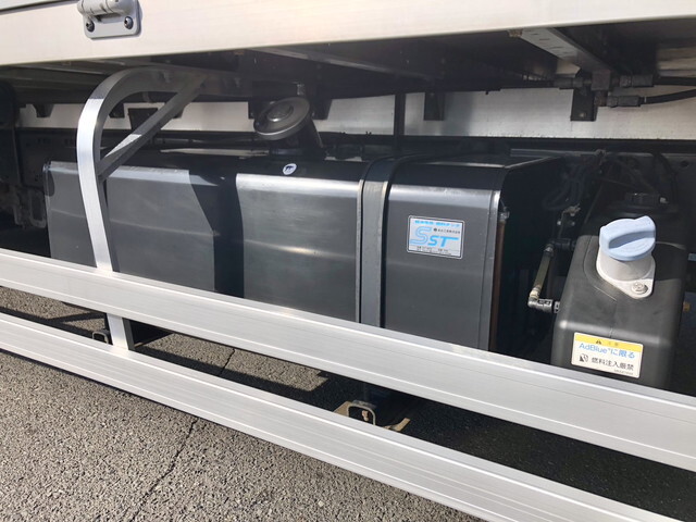 三菱ふそうファイターアルミウイング中型（4t）[写真22]