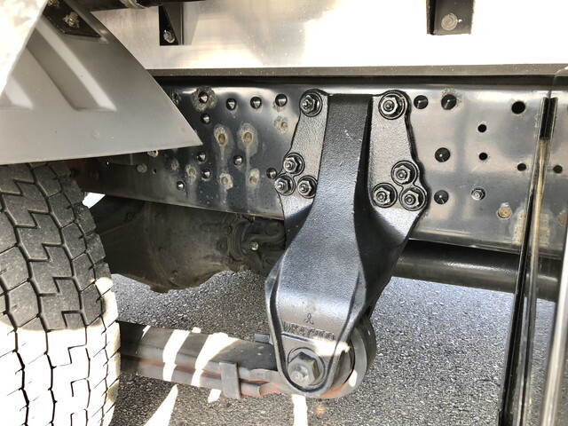 三菱ふそうファイターアルミウイング中型（4t）[写真24]