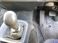 三菱ふそうファイターアルミウイング中型（4t）[写真36]