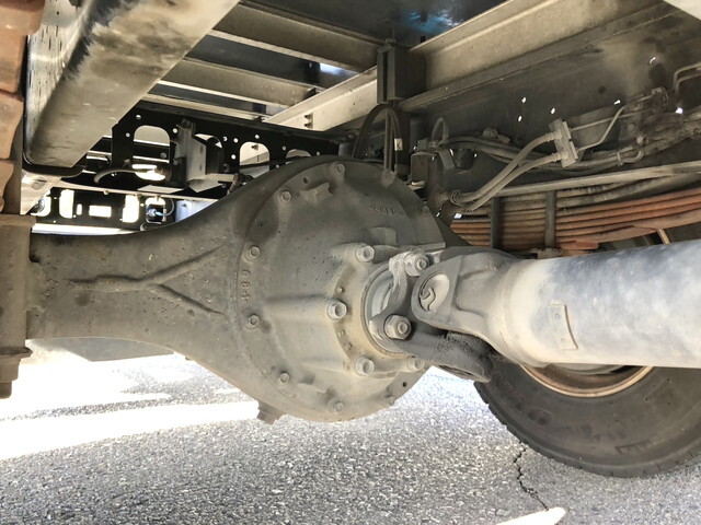 いすゞフォワード冷凍車（冷蔵車）中型（4t）[写真23]