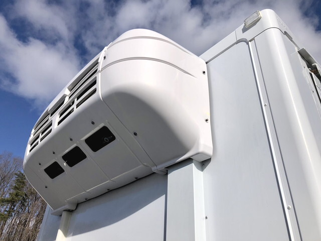 いすゞフォワード冷凍車（冷蔵車）中型（4t）[写真08]