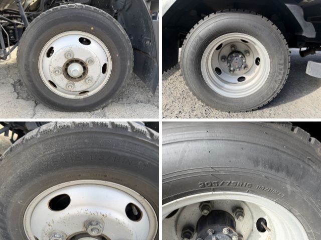 いすゞエルフ平ボディ小型（2t・3t）[写真16]