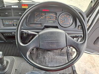 いすゞフォワードセーフティクレーン3段中型（4t）[写真14]