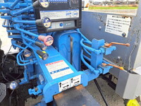 いすゞフォワードセーフティクレーン3段中型（4t）[写真28]