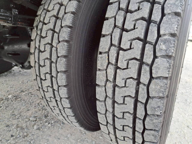 いすゞフォワードセーフティクレーン3段中型（4t）[写真32]