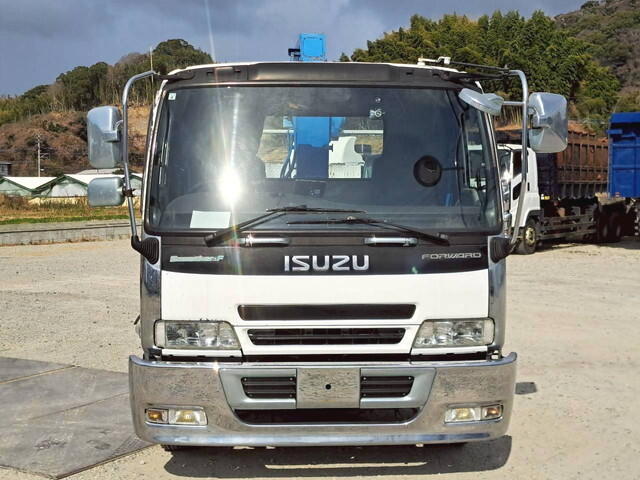 いすゞフォワードセーフティクレーン3段中型（4t）[写真05]